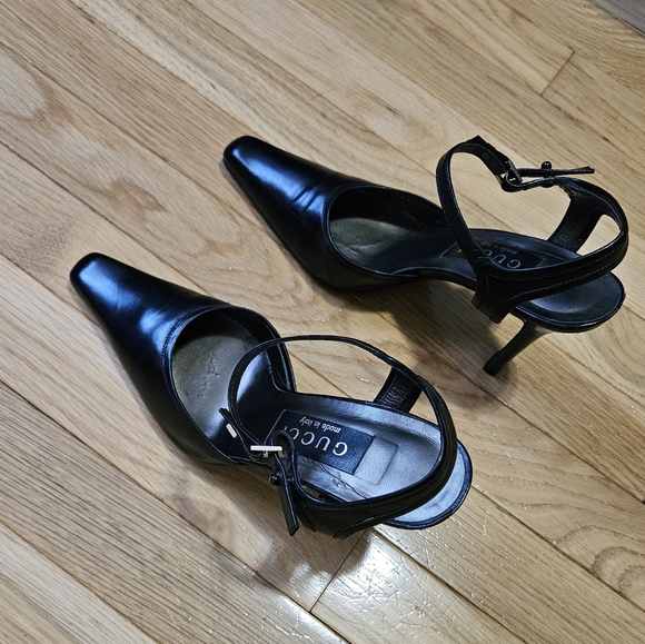 Authentic Gucci Black Leather Ankle Strap Heels - Picture 3 of 15